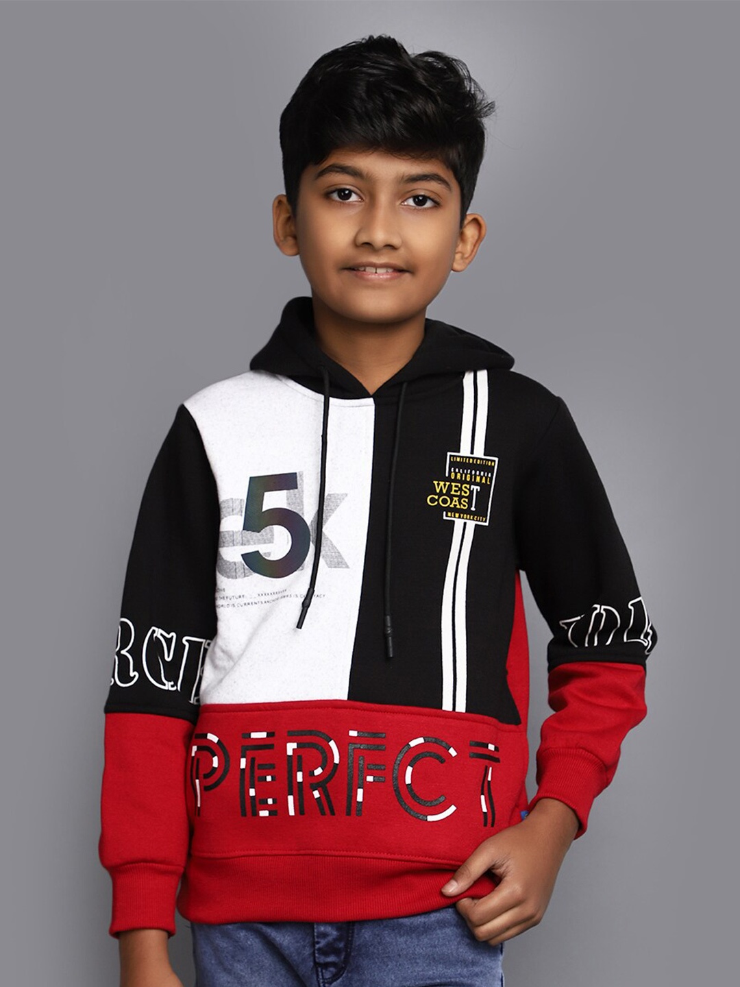 

V-Mart Boys Colourblocked Hooded Pullover Sweatshirt, Black