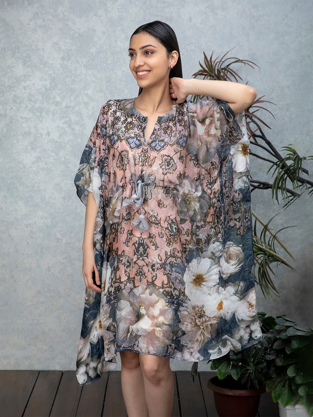 

Rhe-Ana Floral Printed Mandarin Collar Flared Sleeves Kaftan Dress, Peach