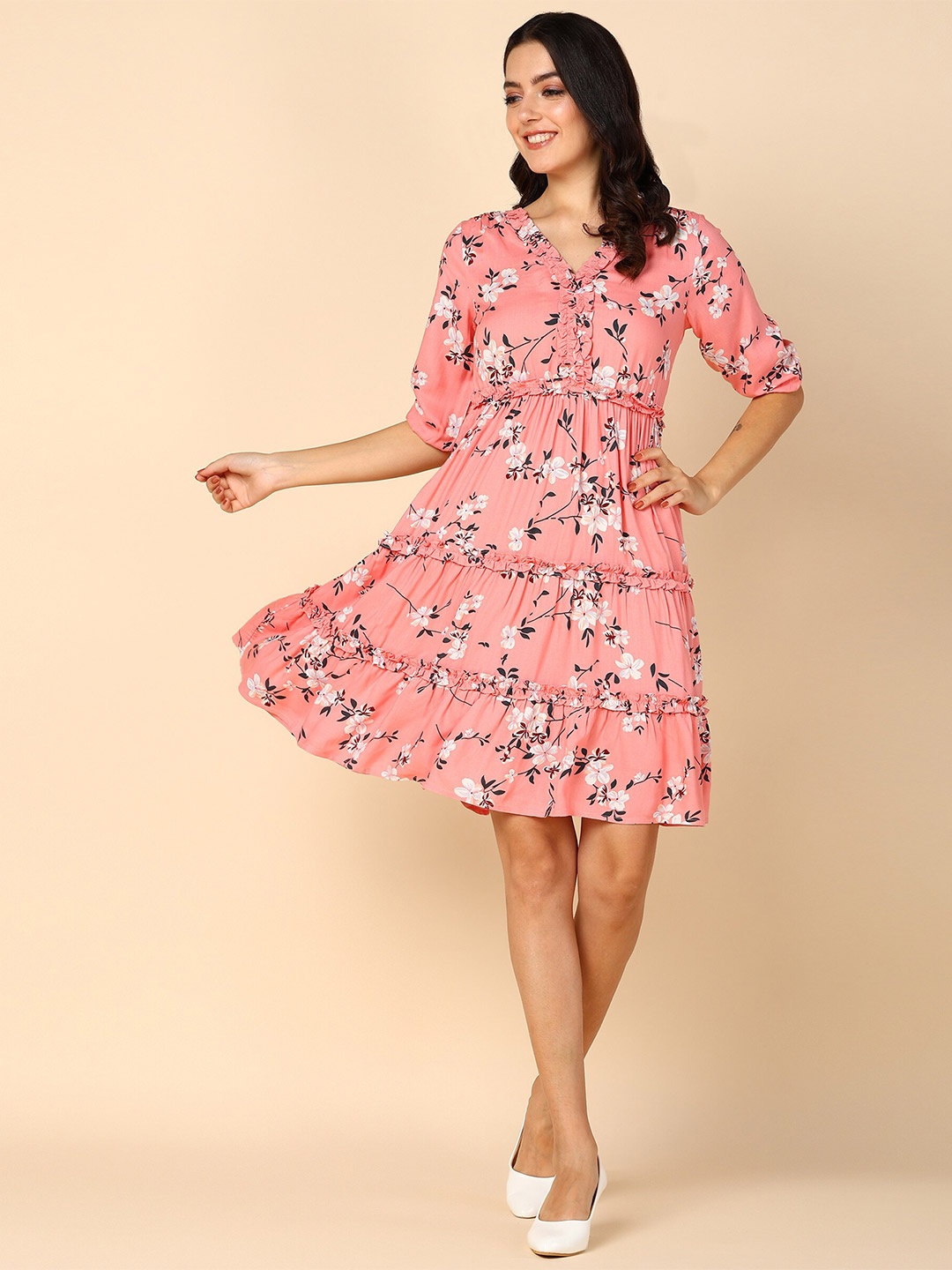 

Mast & Harbour Peach & White Floral Print Fit & Flare Dress