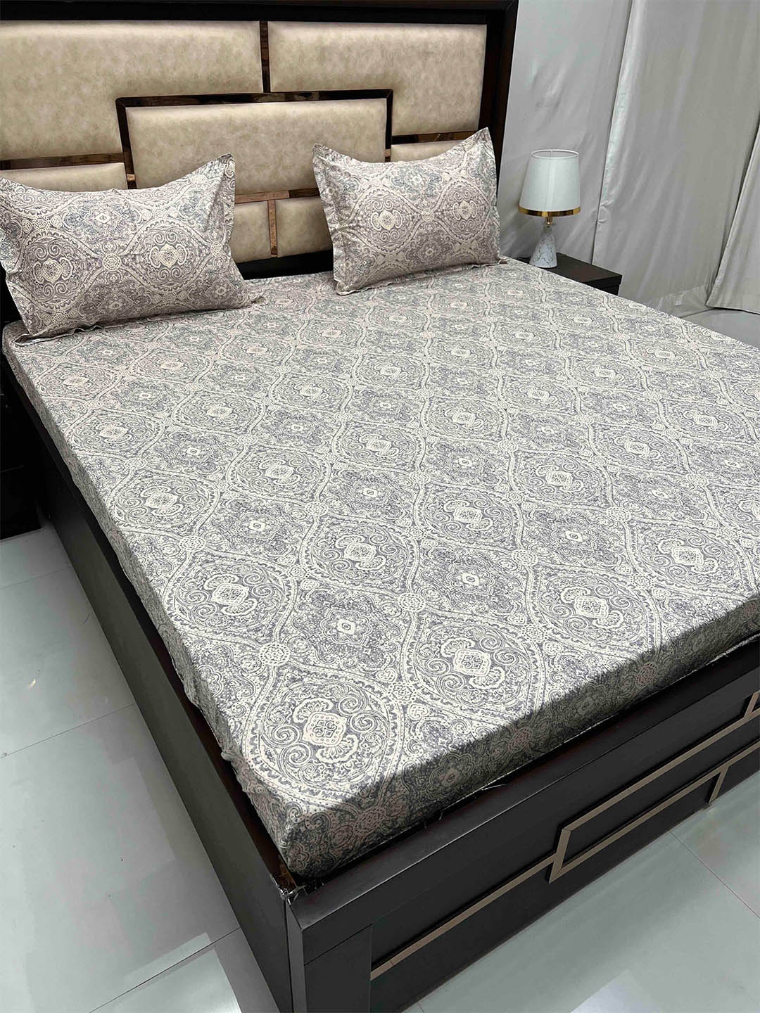 

Pure Decor Sapphire Grey Ethnic Motifs Cotton 300 TC Super King Bedsheet & 2 Pillow Covers