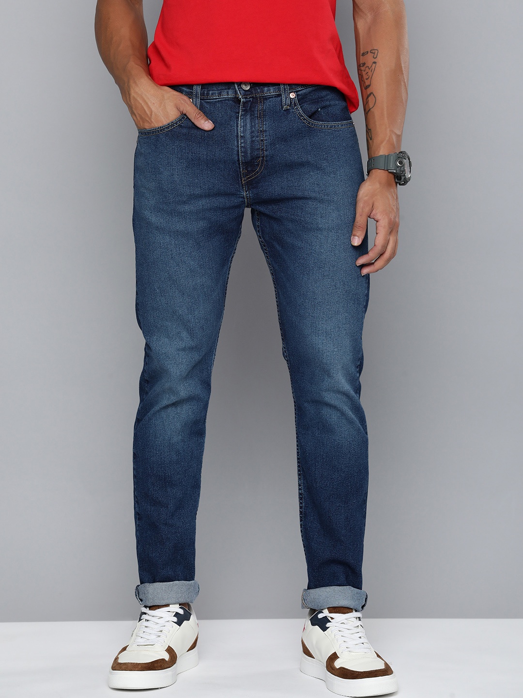 

Levis Men 512 Slim Tapered Fit Light Fade Stretchable Jeans, Blue