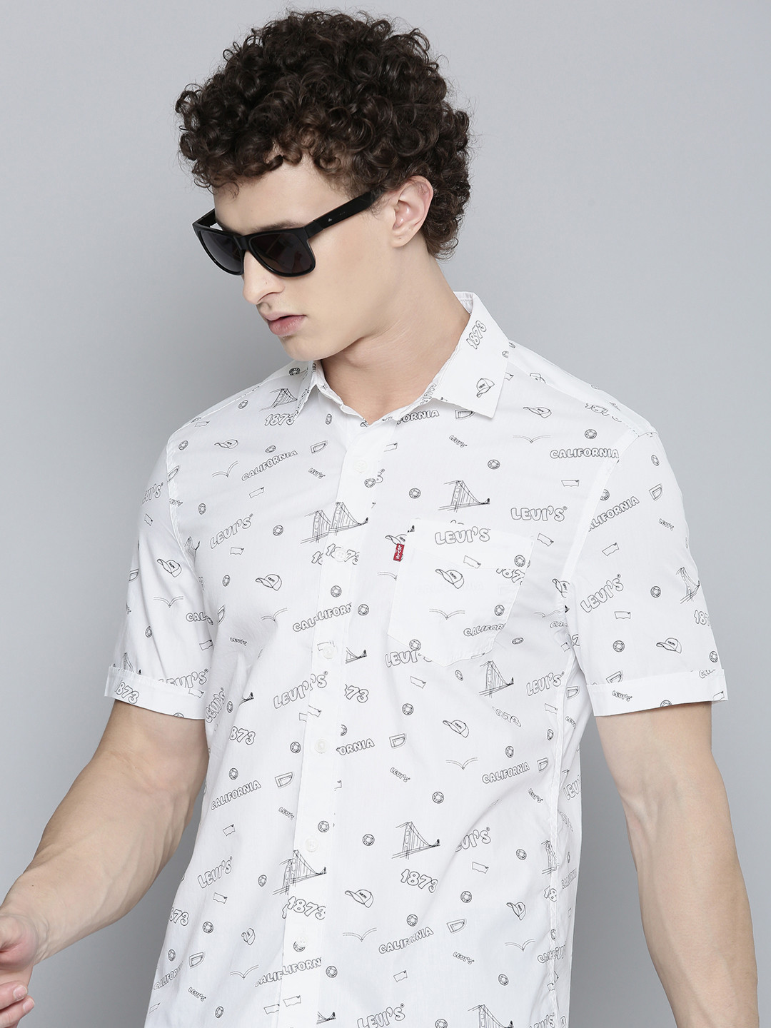 

Levis Men Slim Fit Printed Pure Cotton Casual Shirt, White