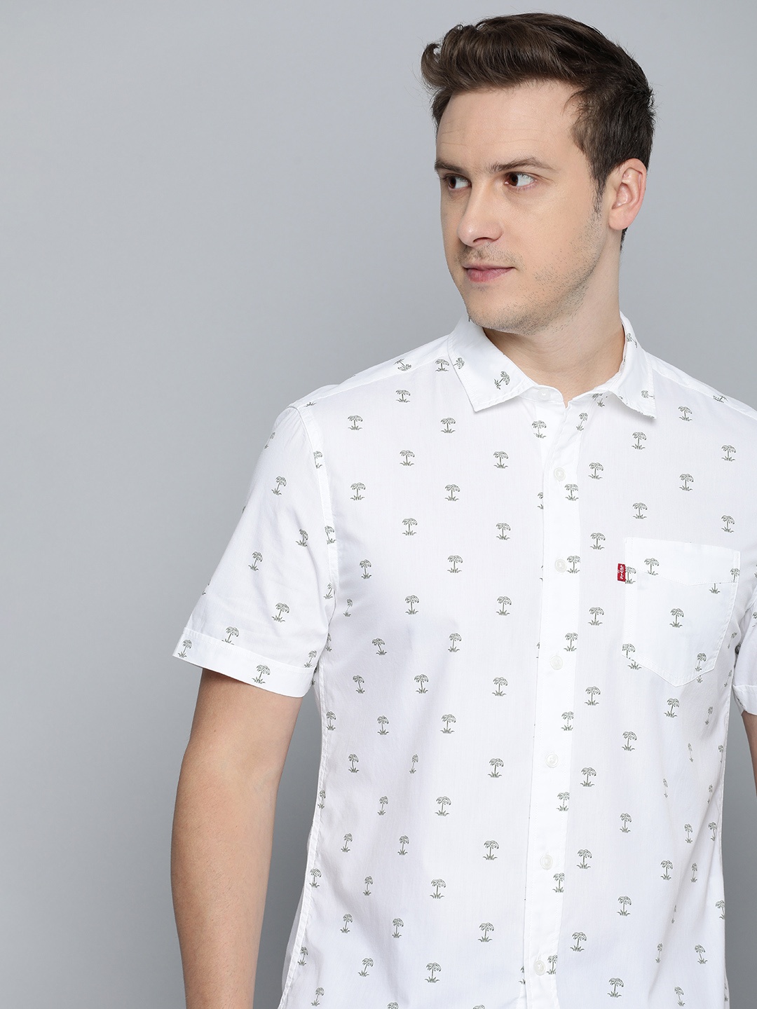 

Levis Slim Fit Floral Printed Pure Cotton Casual Shirt, White