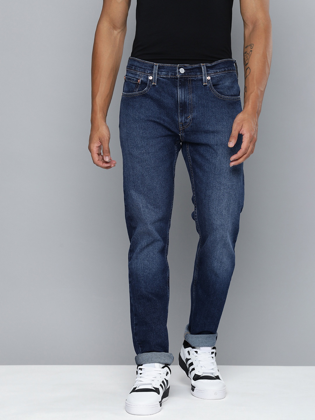 

Levis Men 512 Slim Tapered Fit Stretchable Jeans, Navy blue