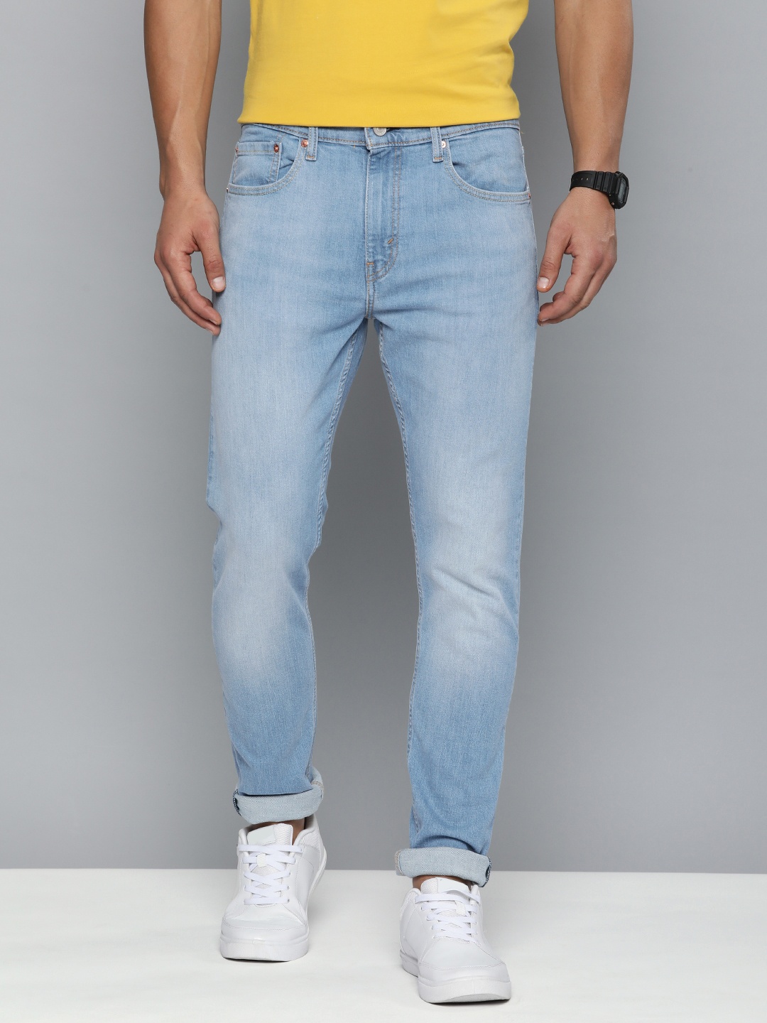 

Levis Men 512 Slim Tapered Fit Light Fade Stretchable Jeans, Blue