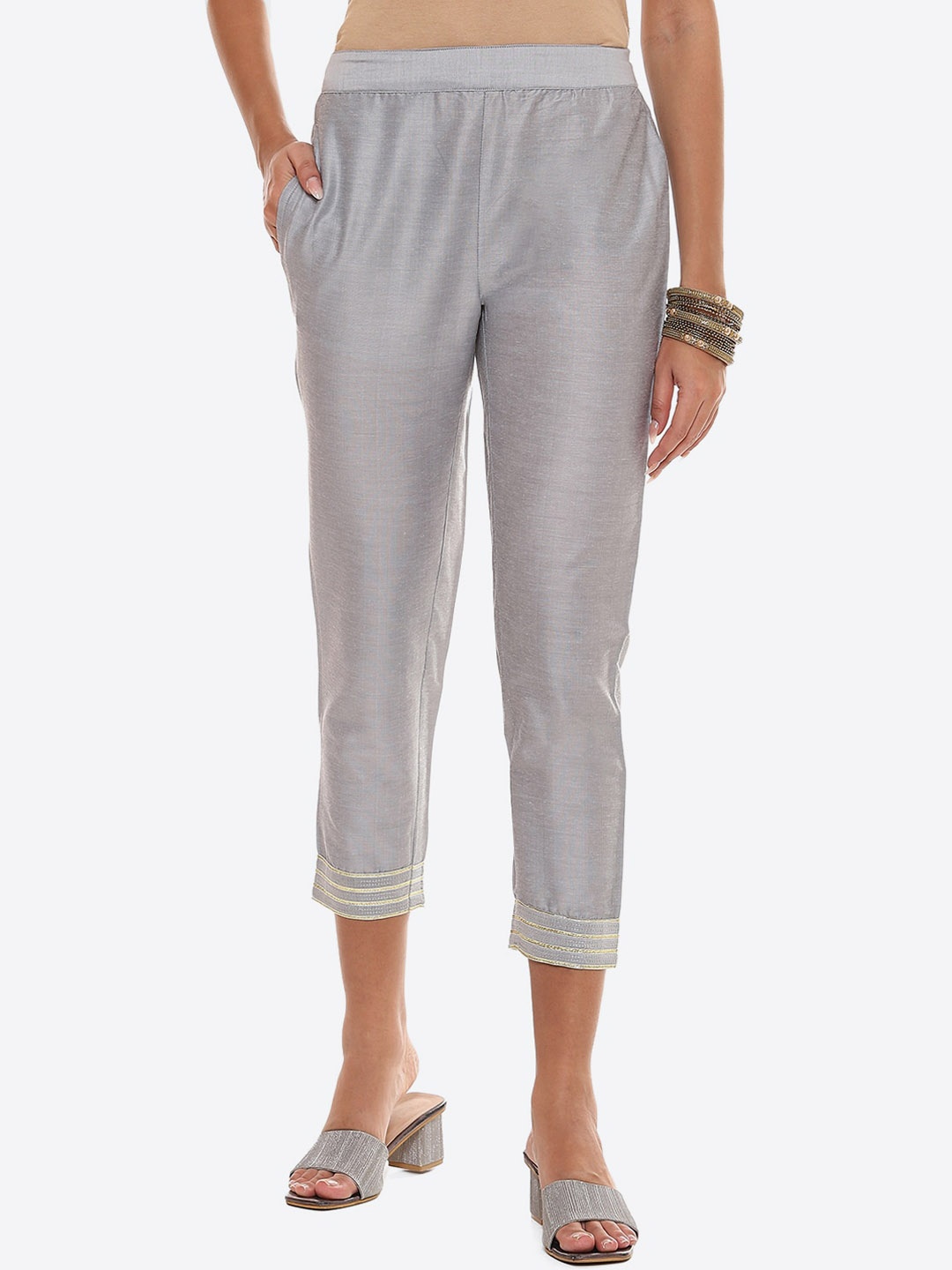 

2Bme Women Mid Rise Cigarette Trousers, Grey