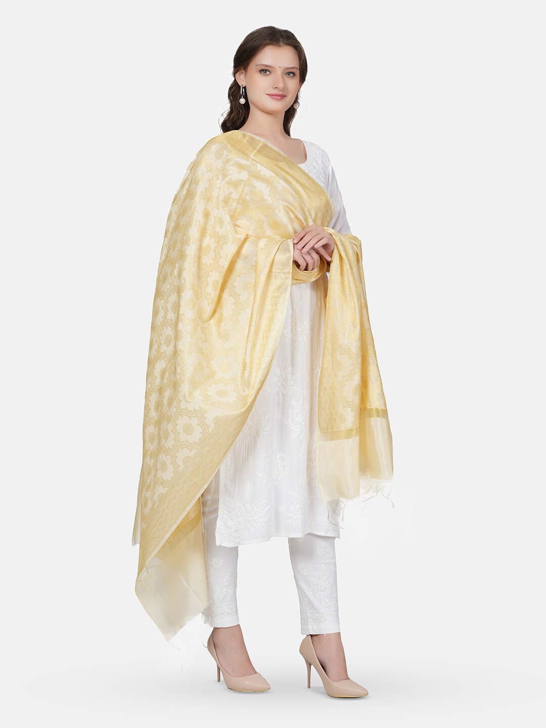 

MUFFLY Ethnic Motifs Woven Design Banarasi Dupatta With Zari, Cream