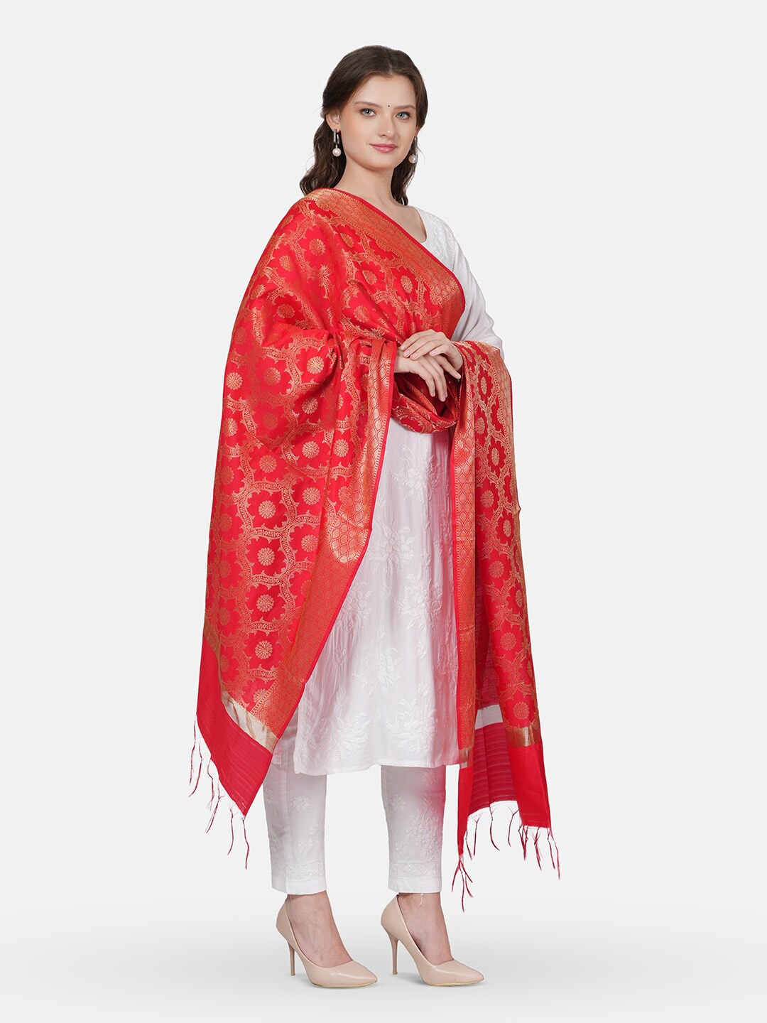 

MUFFLY Ethnic Motifs Woven Design Zari Banarasi Dupatta, Maroon