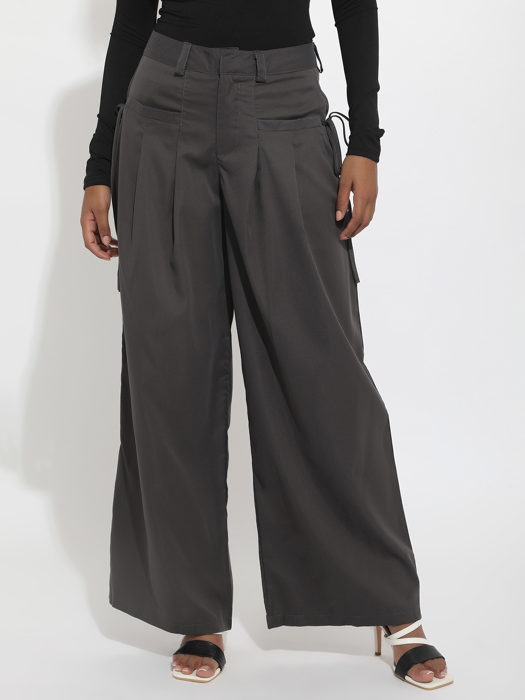 

LULU & SKY Women Mid Rise Trousers, Grey