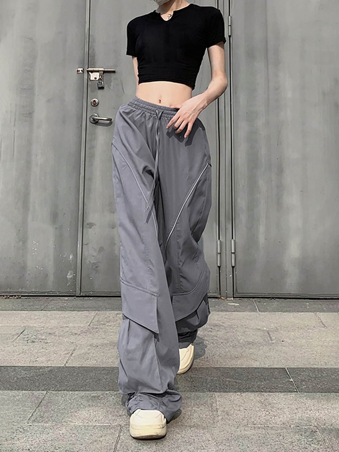 

LULU & SKY Women Loose Fit Cargo, Grey