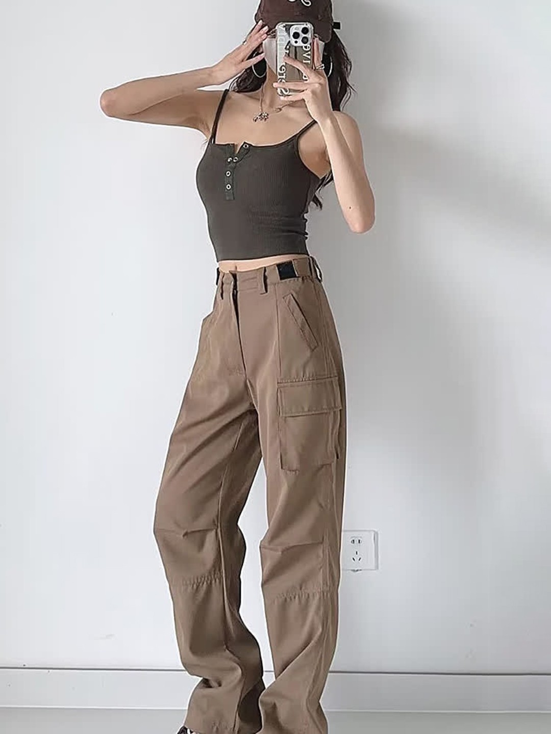 

LULU & SKY Women Loose Fit High-Rise Cargo Trousers, Coffee brown