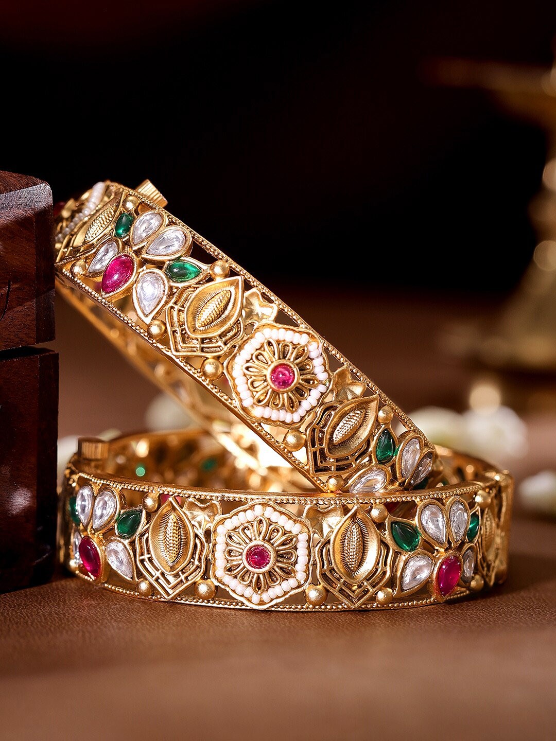 

Rubans Set Of 2 24K Gold-Plated Kundan-Studded & Kemp Studded Bangles