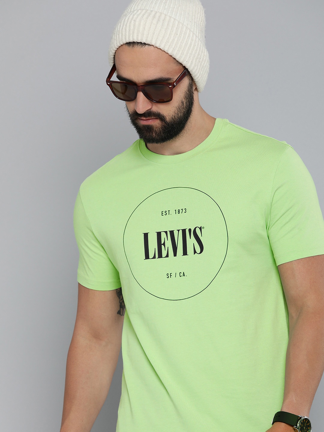 

Levis Men Brand Logo Print Knitted Pure Cotton T-shirt, Green