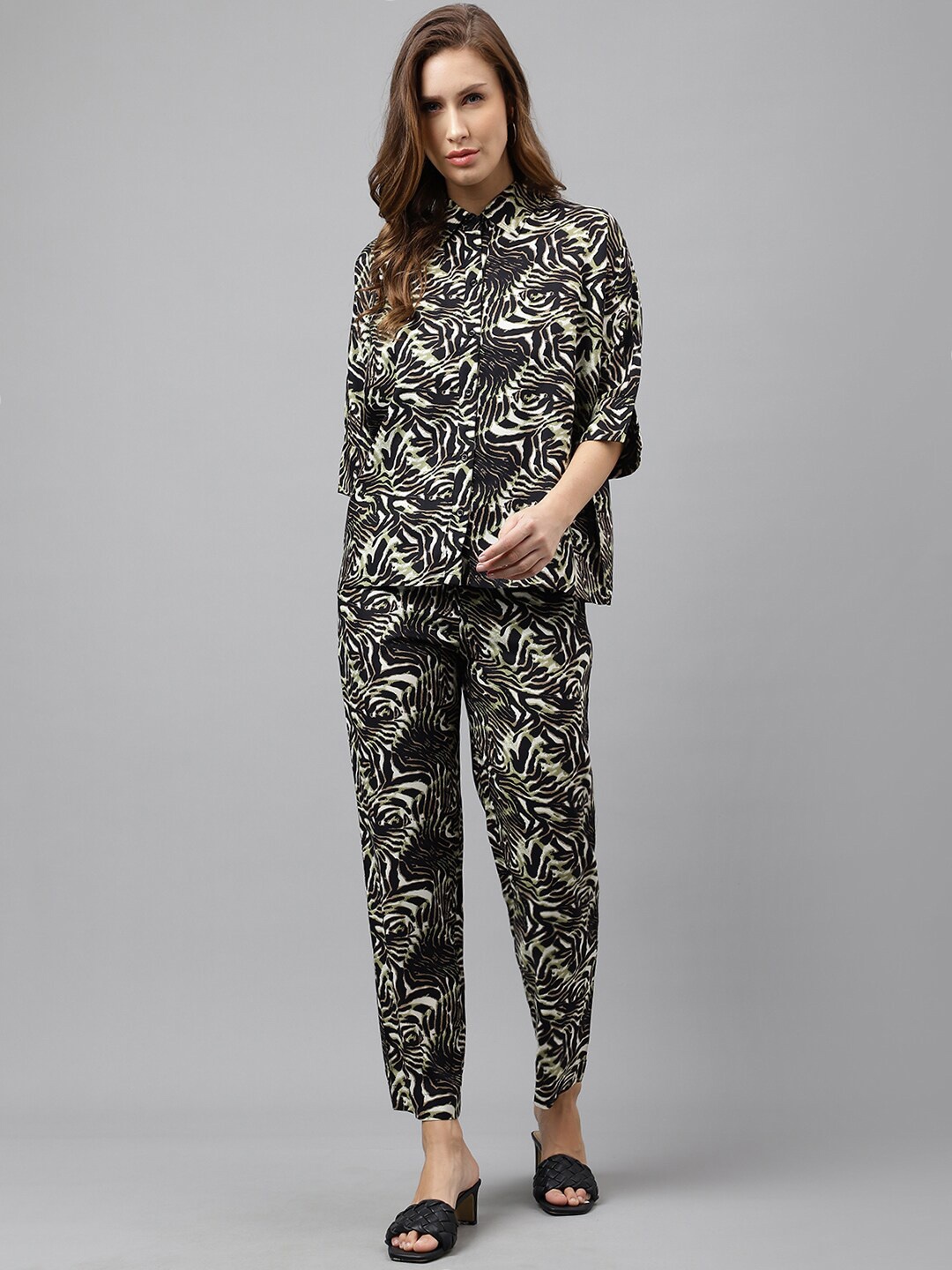 

Hancock Printed Shirt Collar Shirt With Trouser, Green