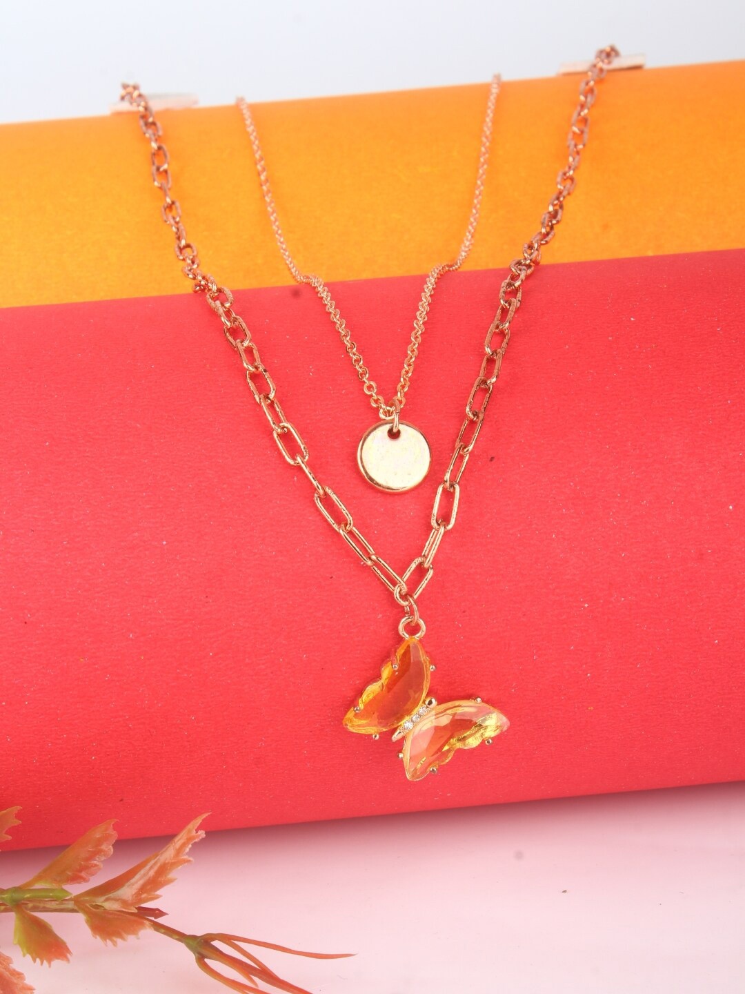 

Stylecast X KPOP Gold-Toned Gold-Plated Butterfly Shaped Pendant Layered Necklace