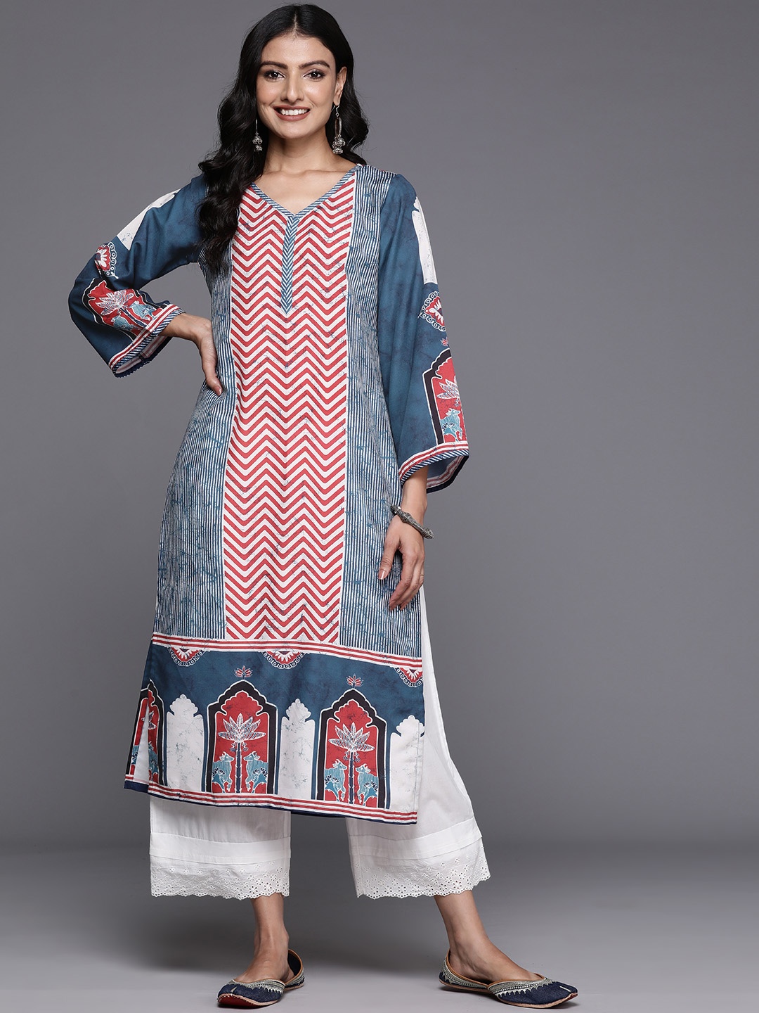 

Varanga Printed Flared Sleeves Kurta, Blue