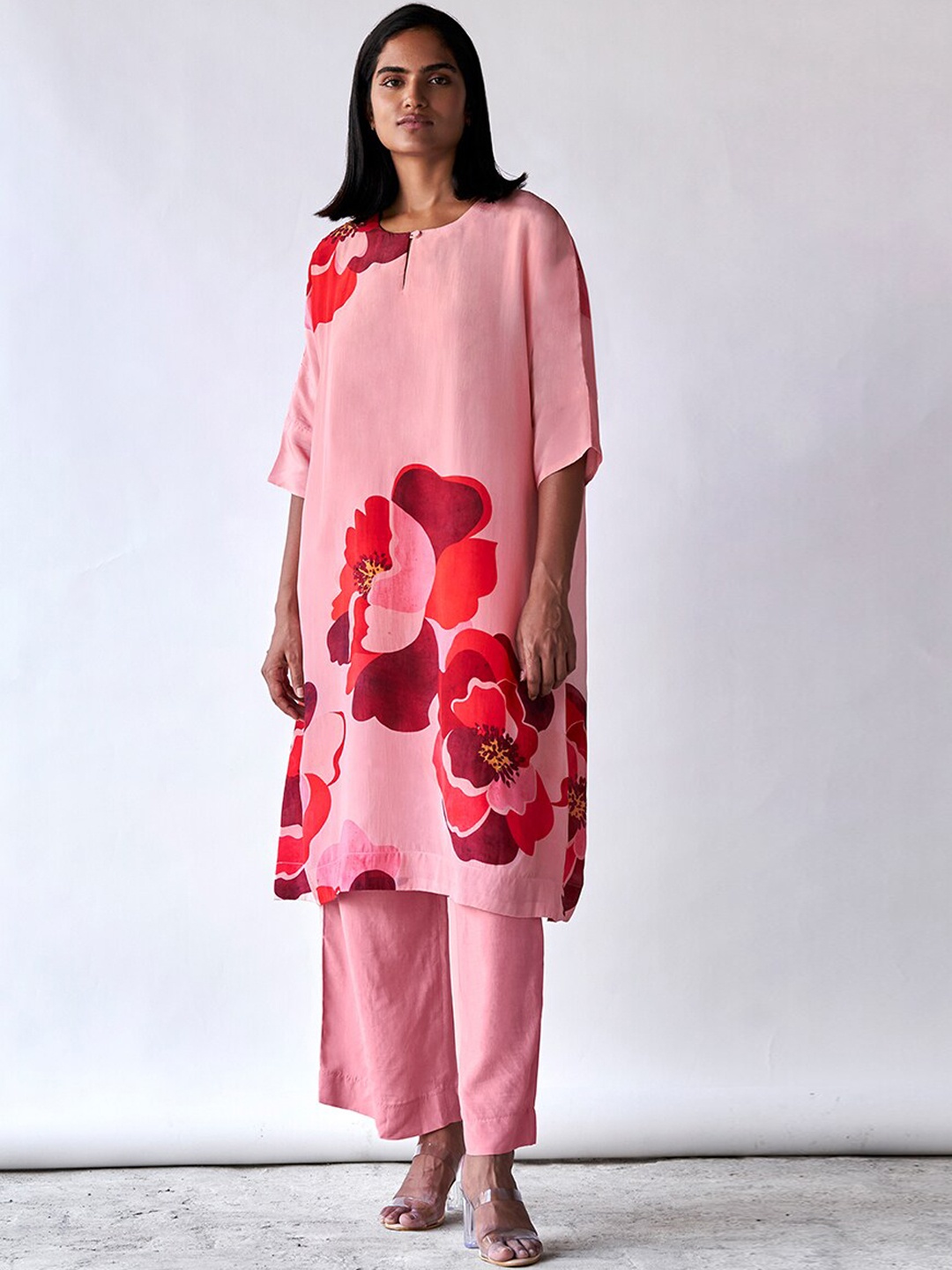 

Ganga Floral Printed Keyhole Neck Silk Crepe A-Line Kurta With Palazzo, Pink