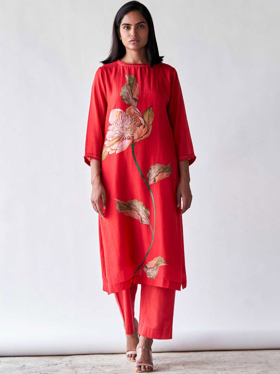 

Ganga Floral Printed Silk Straight Straight Kurta With Palazzo, Red