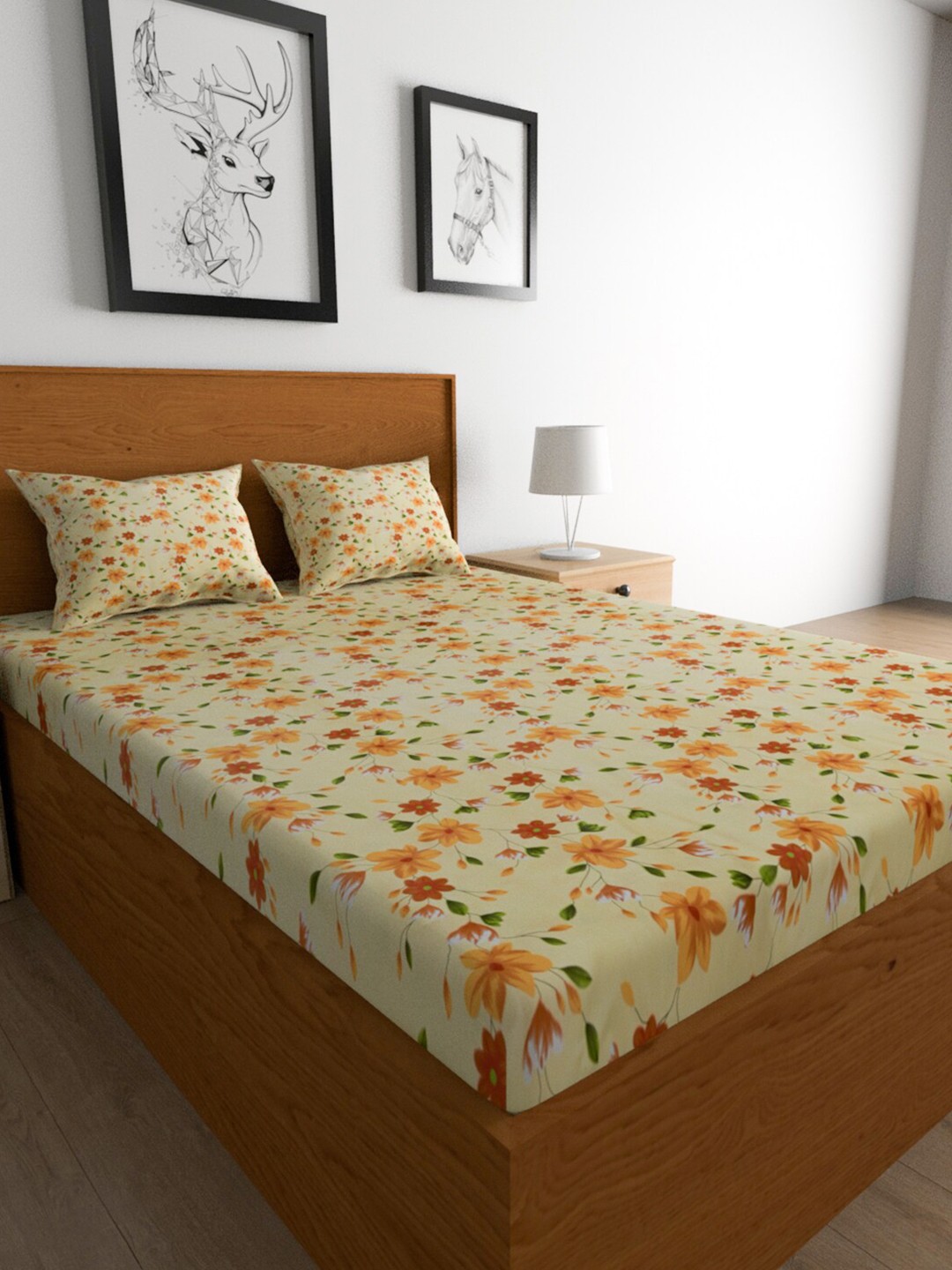 

TEAL BY CHUMBAK Yellow & Green Floral Cotton 144 TC Queen Bedsheet With 2 Pillow Covers
