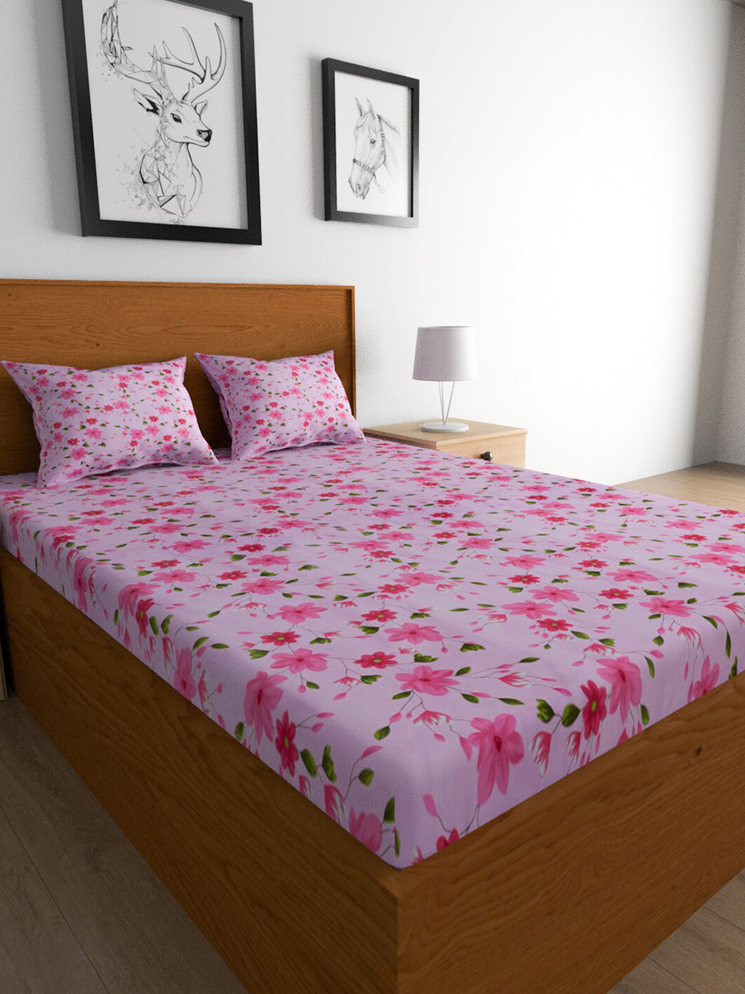 

TEAL BY CHUMBAK Pink Printed Cotton 144 TC Queen Bedsheet With 2 Pillow Covers
