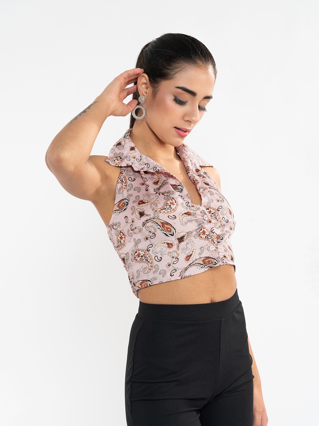 

Stylecast X Hersheinbox Floral Print Shirt Style Crop Top, Multi