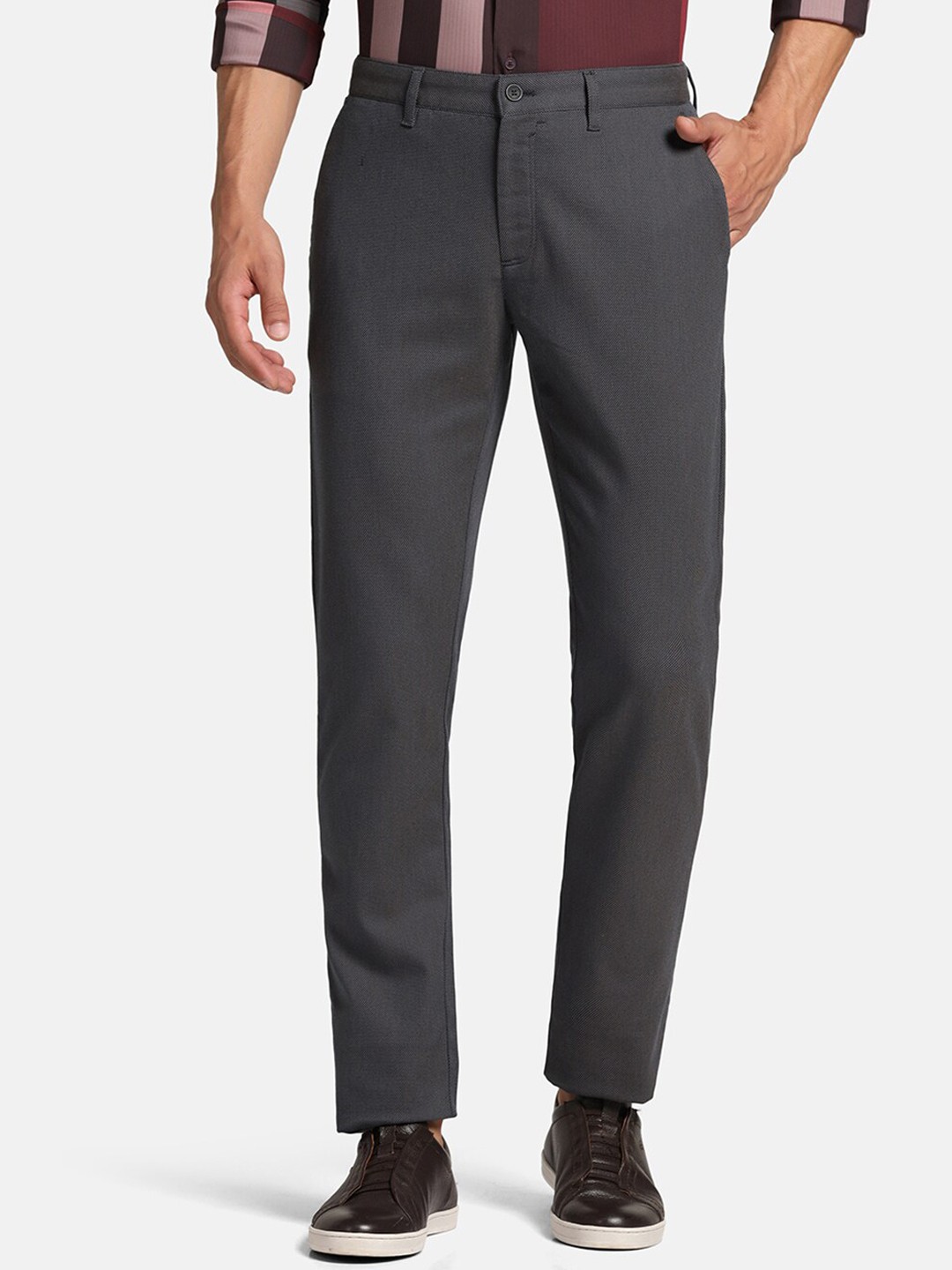 

Blackberrys Men B-91 Slim Fit Low-Rise Easy Wash Regular Trousers, Grey