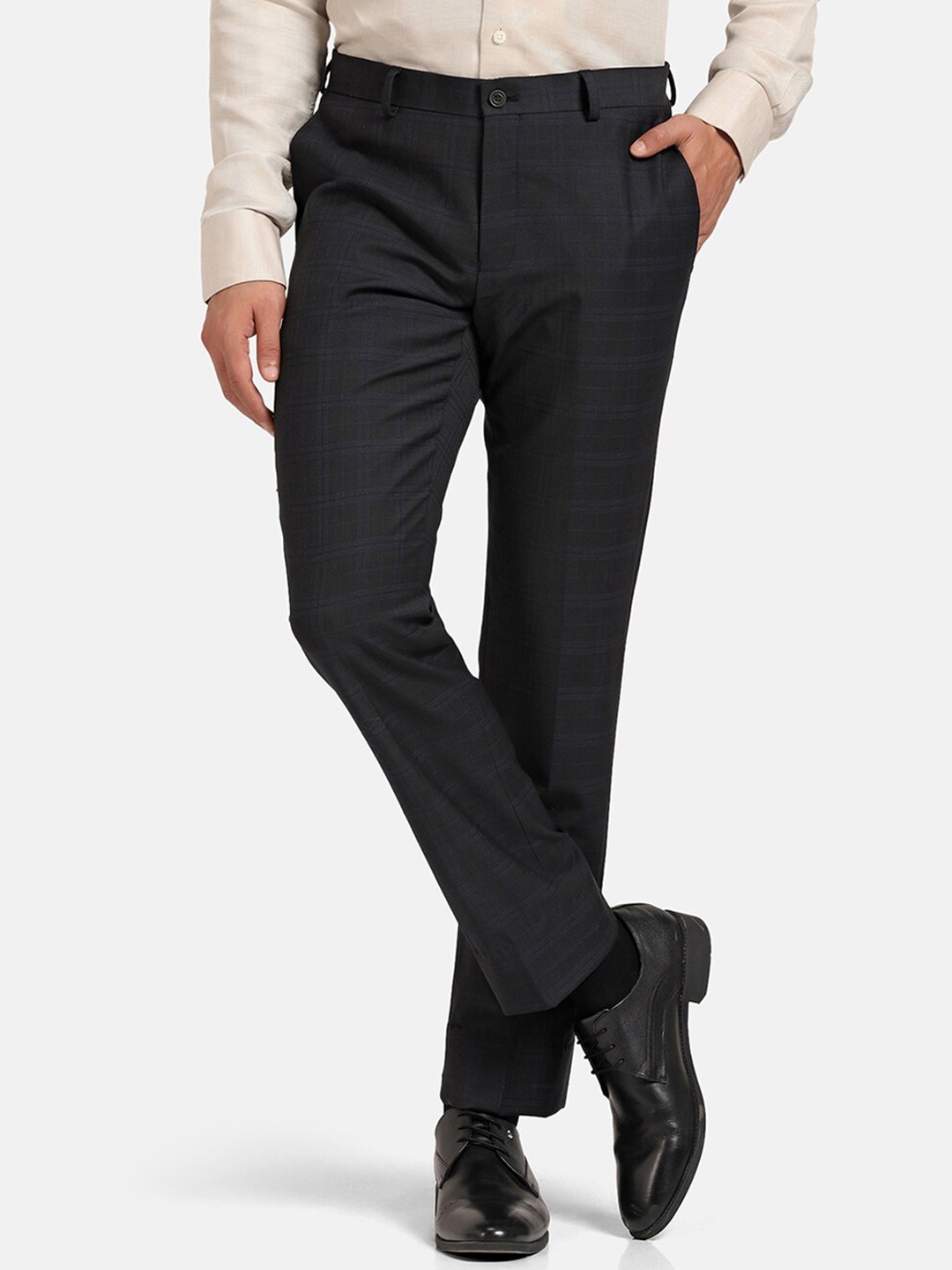 

Blackberrys Men B-95 Checked Slim Fit Easy Wash Formal Trousers, Black