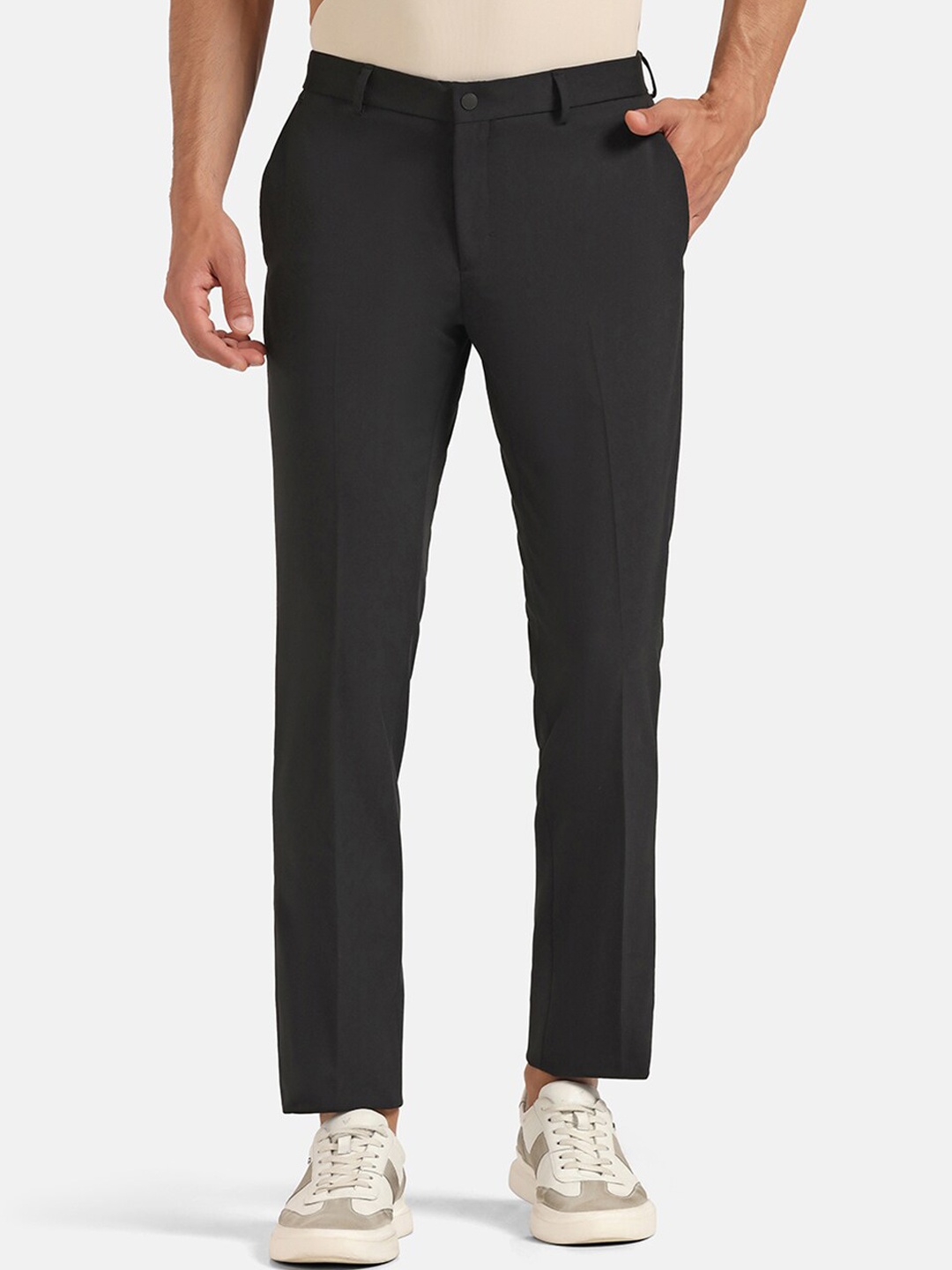 

Blackberrys TechPro Men Black Solid Formal Trouser