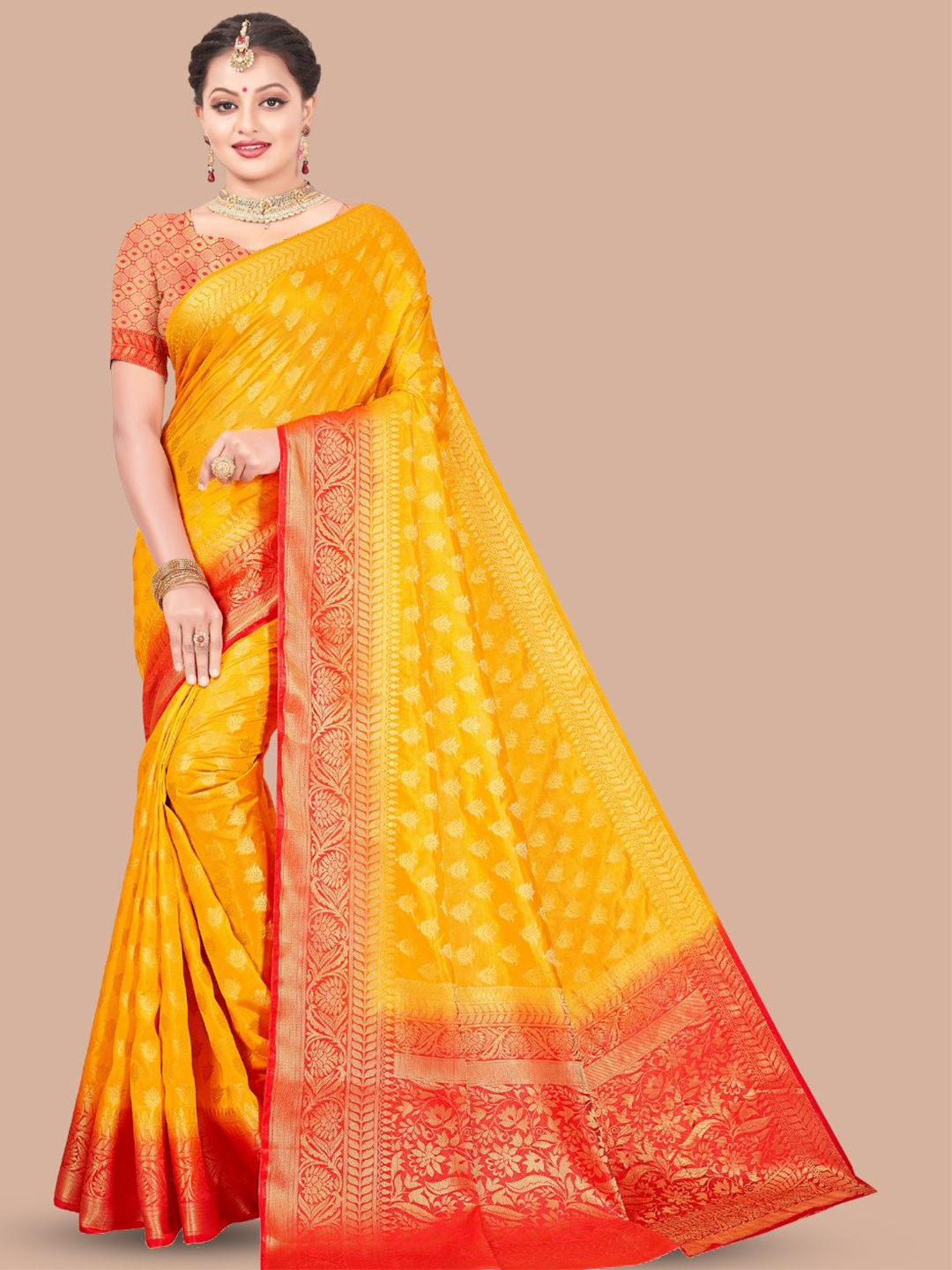 

MAGMINA Ethnic Motifs Woven Design Zari Banarasi Saree, Yellow