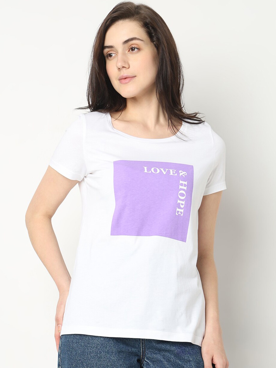 

Vero Moda Graphic Printed Short Sleeves Pure Cotton T-shirt, White