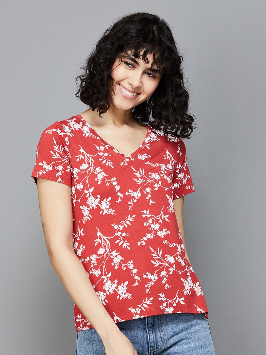

Colour Me by Melange Floral Printed T-Shirt, Red