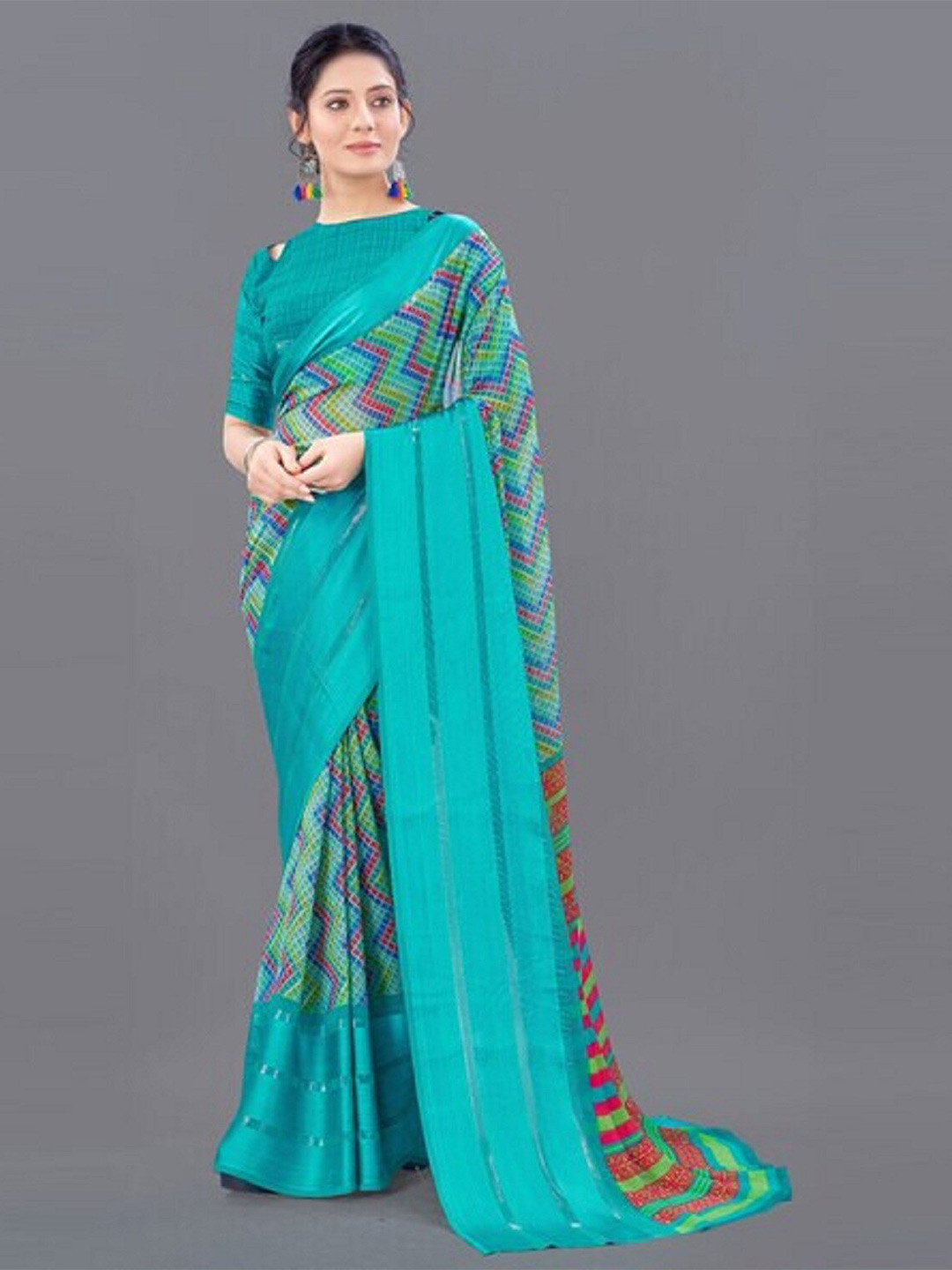 

APNISHA Geometric Printed Pure Georgette Saree, Olive