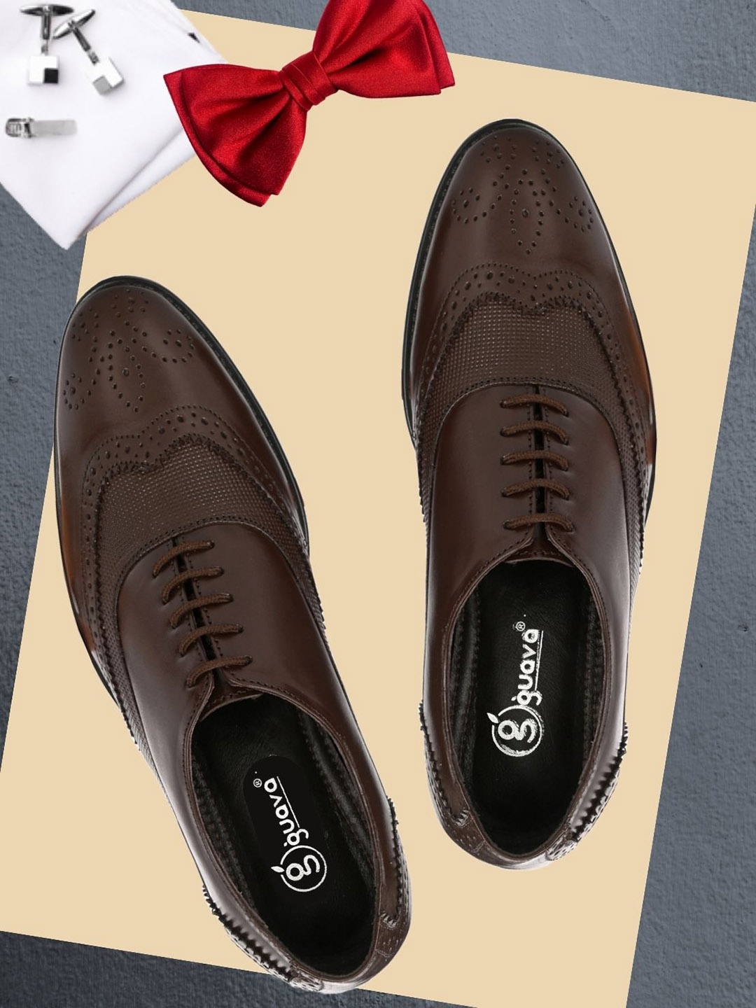 

Guava Men Textured Formal Brogues, Brown