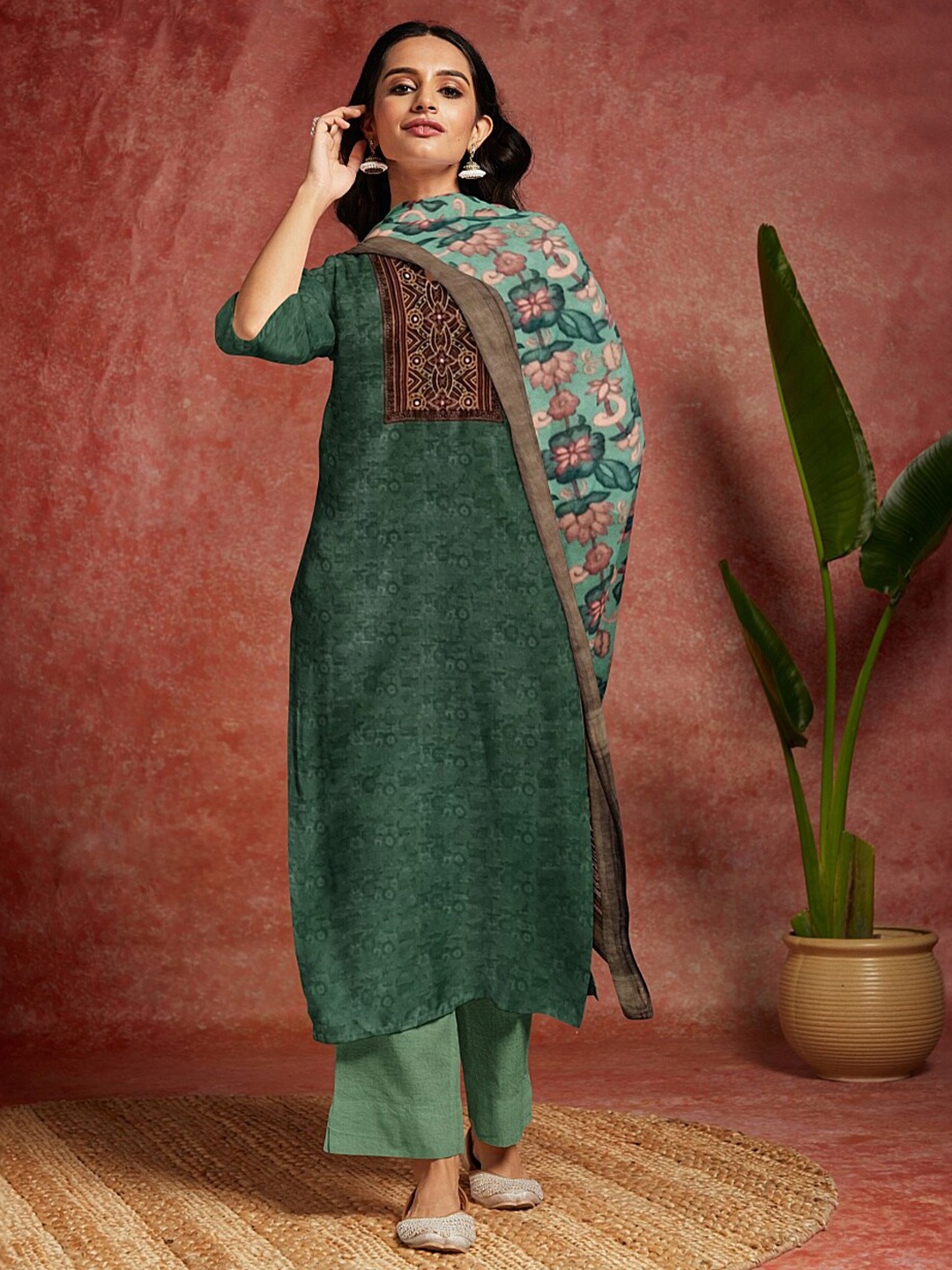 

Libas Abstract Printed Unstitched Dress Material, Green