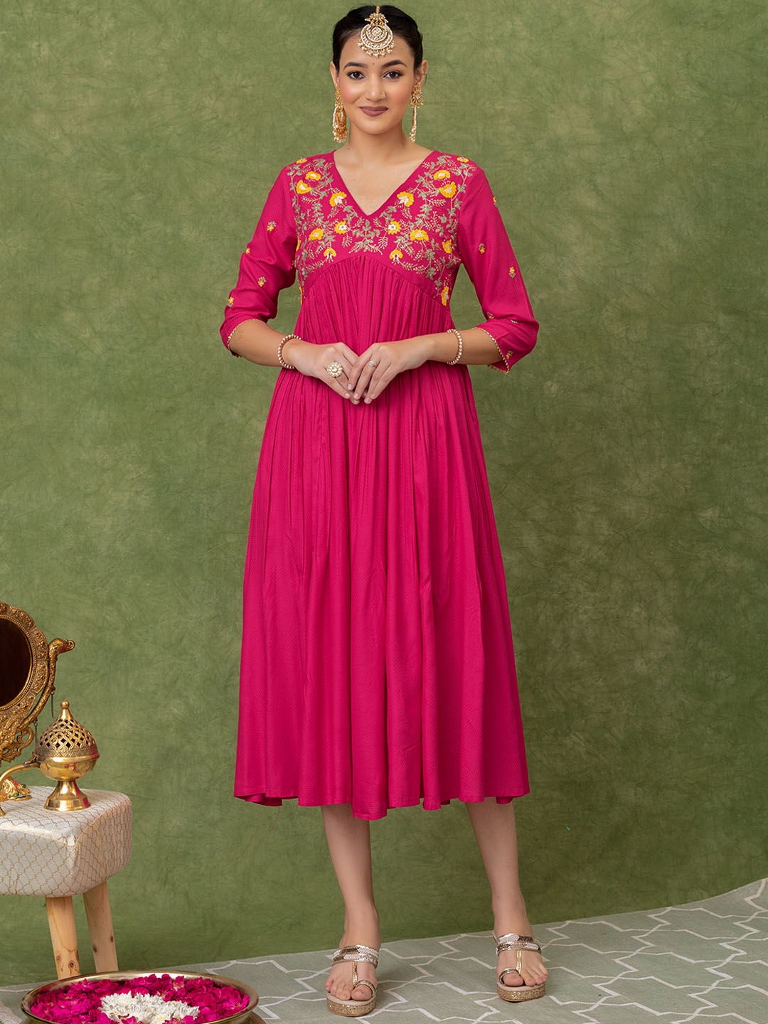 

KASYA Floral Embroidered A-Line Midi Ethnic Dress, Pink