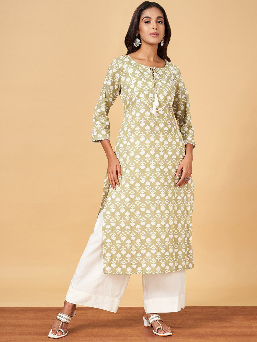 

YU by Pantaloons Ethnic Moifs Printed Thread Work Straight Kurta, Green