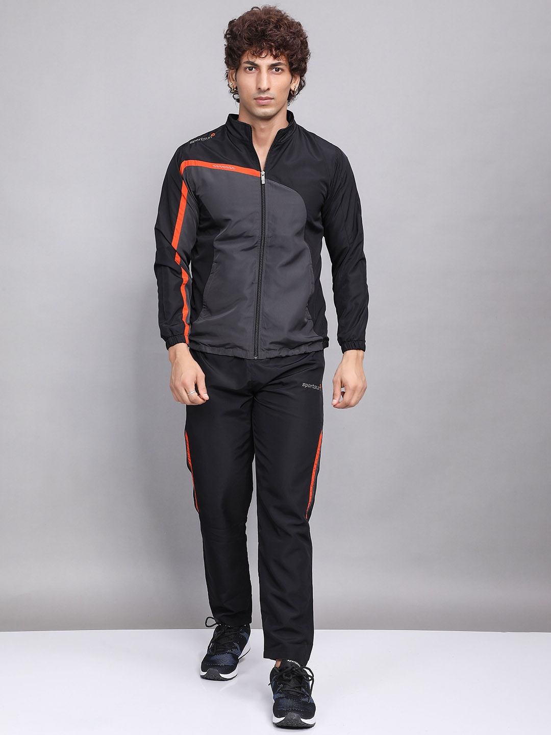 

SPORT SUN Colourblocked Mock Collar Tracksuits, Black