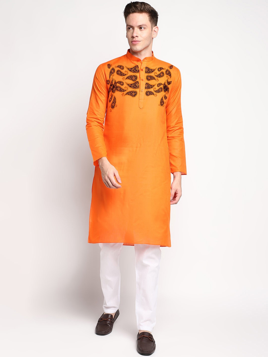 

DEVOILER Ethnic Motifs Printed Band Collar Regular Kurta With Pyjamas, Orange