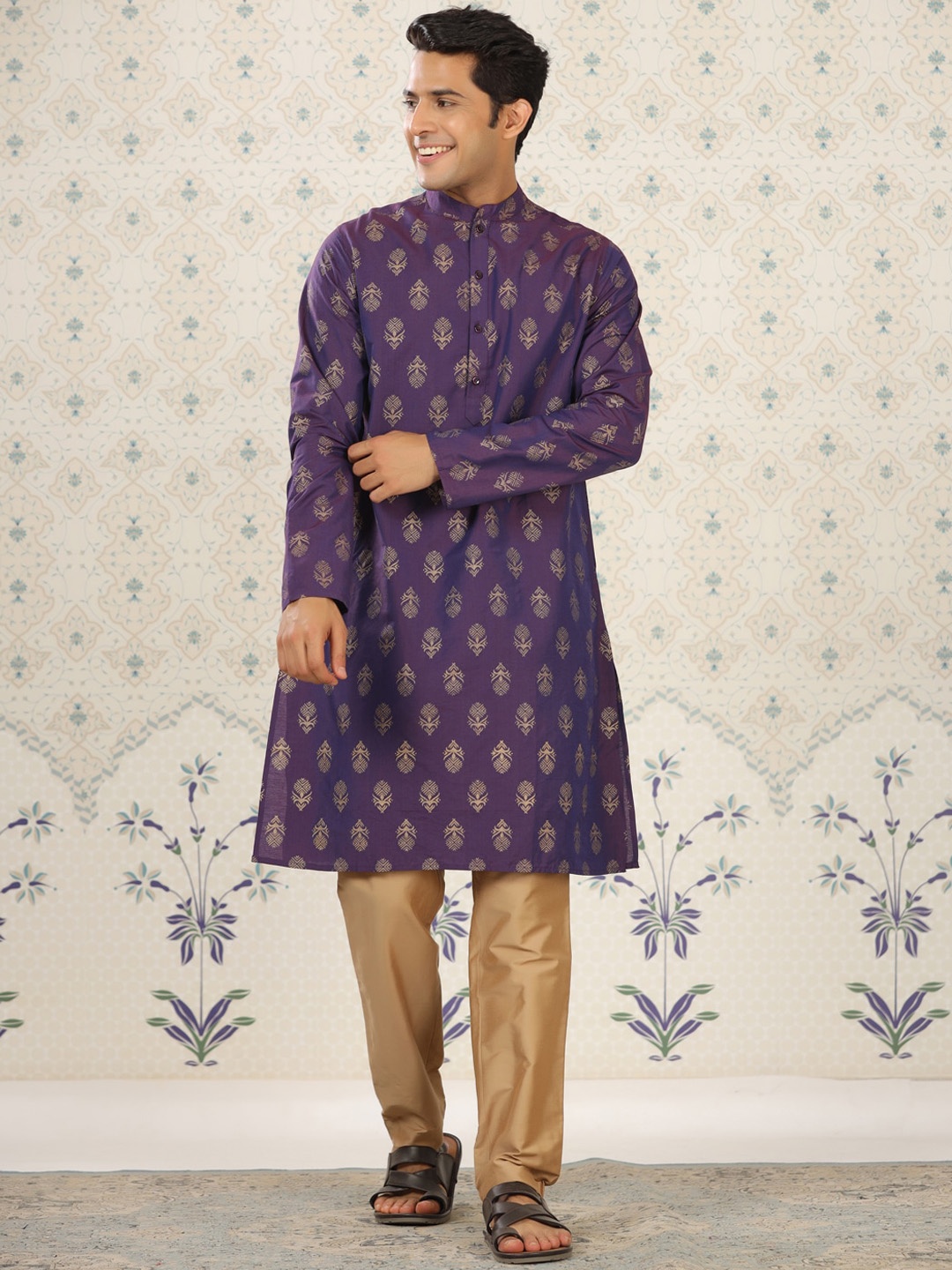 

House of Pataudi Ethnic Motifs Printed Mandarin Collar Straight Kurta, Violet