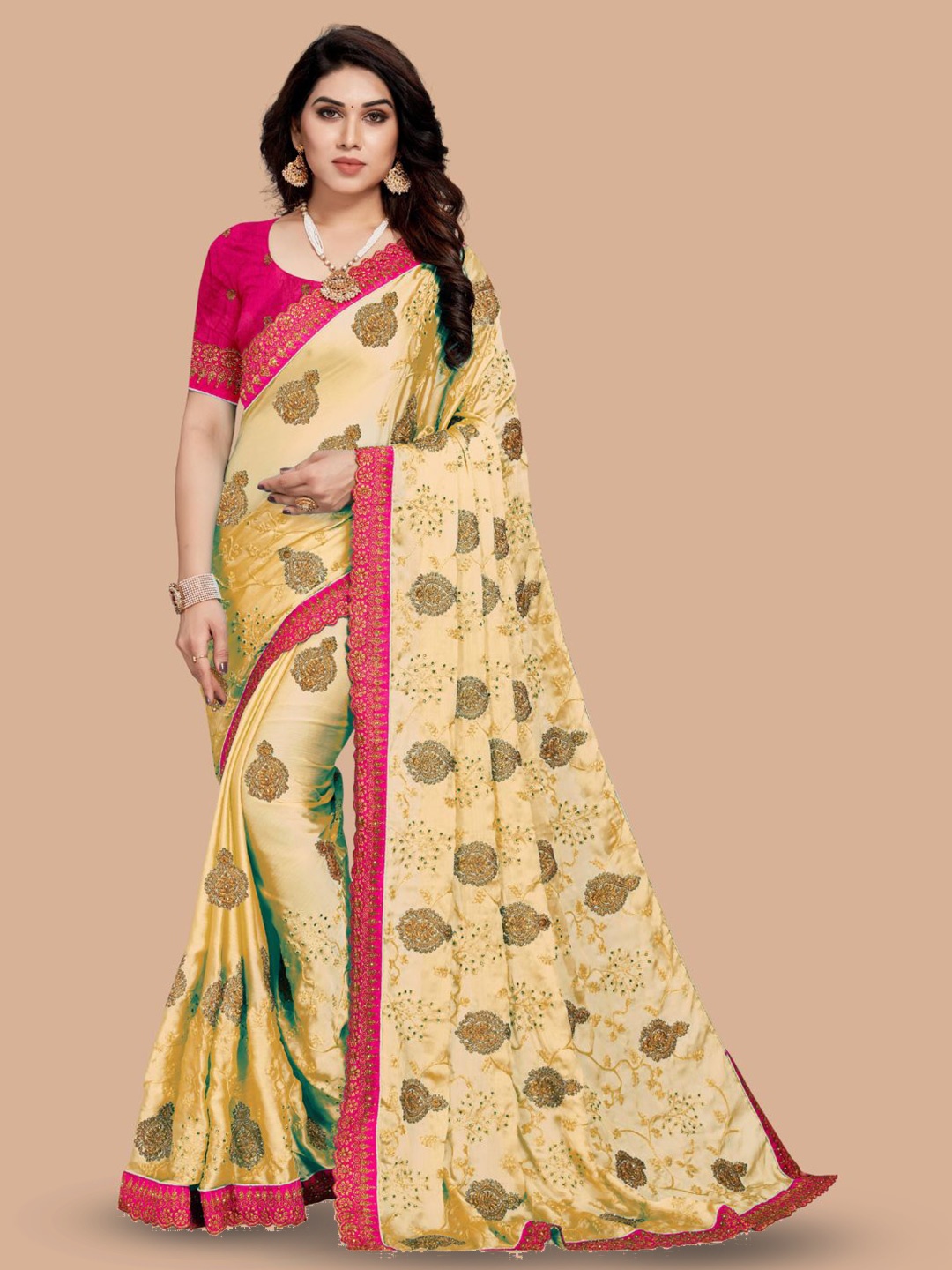

MAGMINA Ethnic Motifs Embroidered Pure Chiffon Saree, Cream