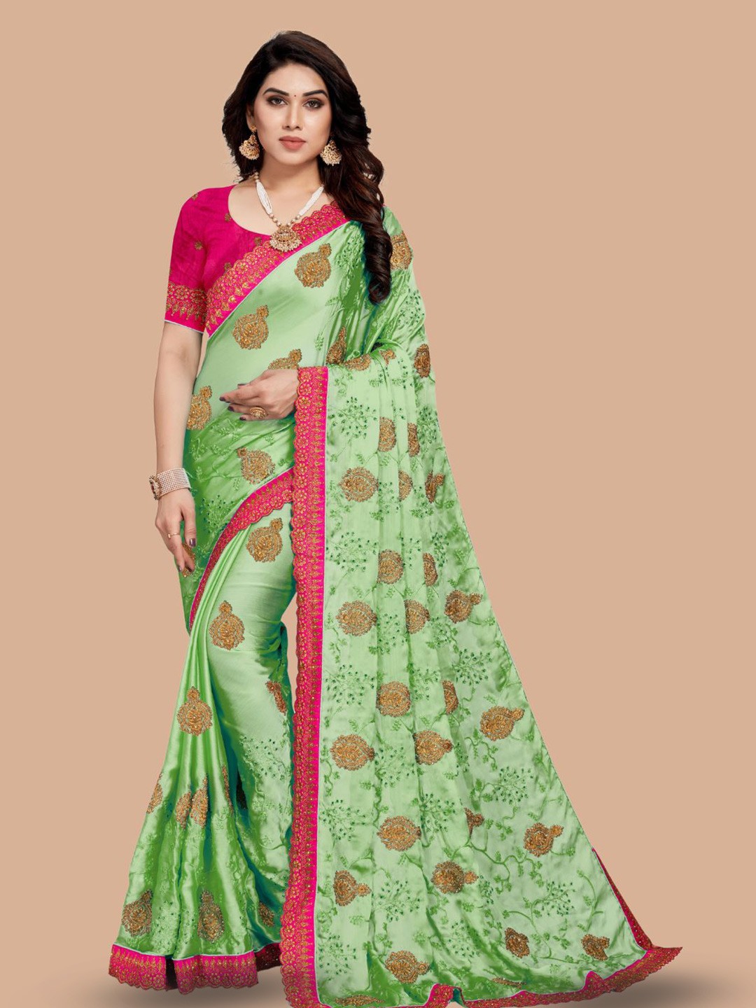 

MAGMINA Floral Embroidered Pure Chiffon Saree, Green