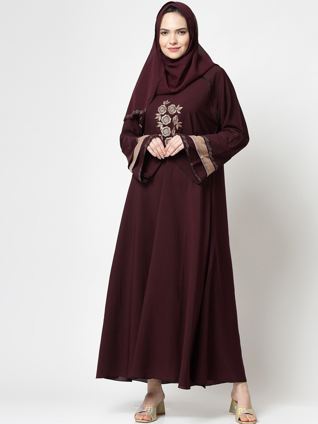

KLOTTHE Embellished Burqa With Scarves, Maroon
