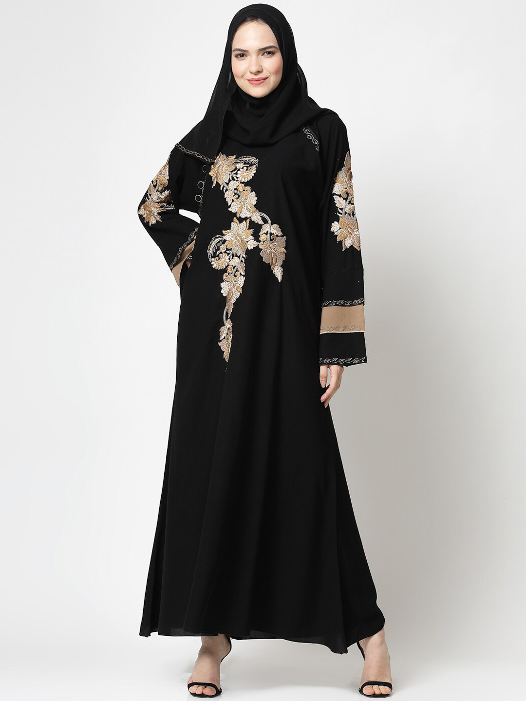 

KLOTTHE Floral Embellished Burqa With Scarves, Black