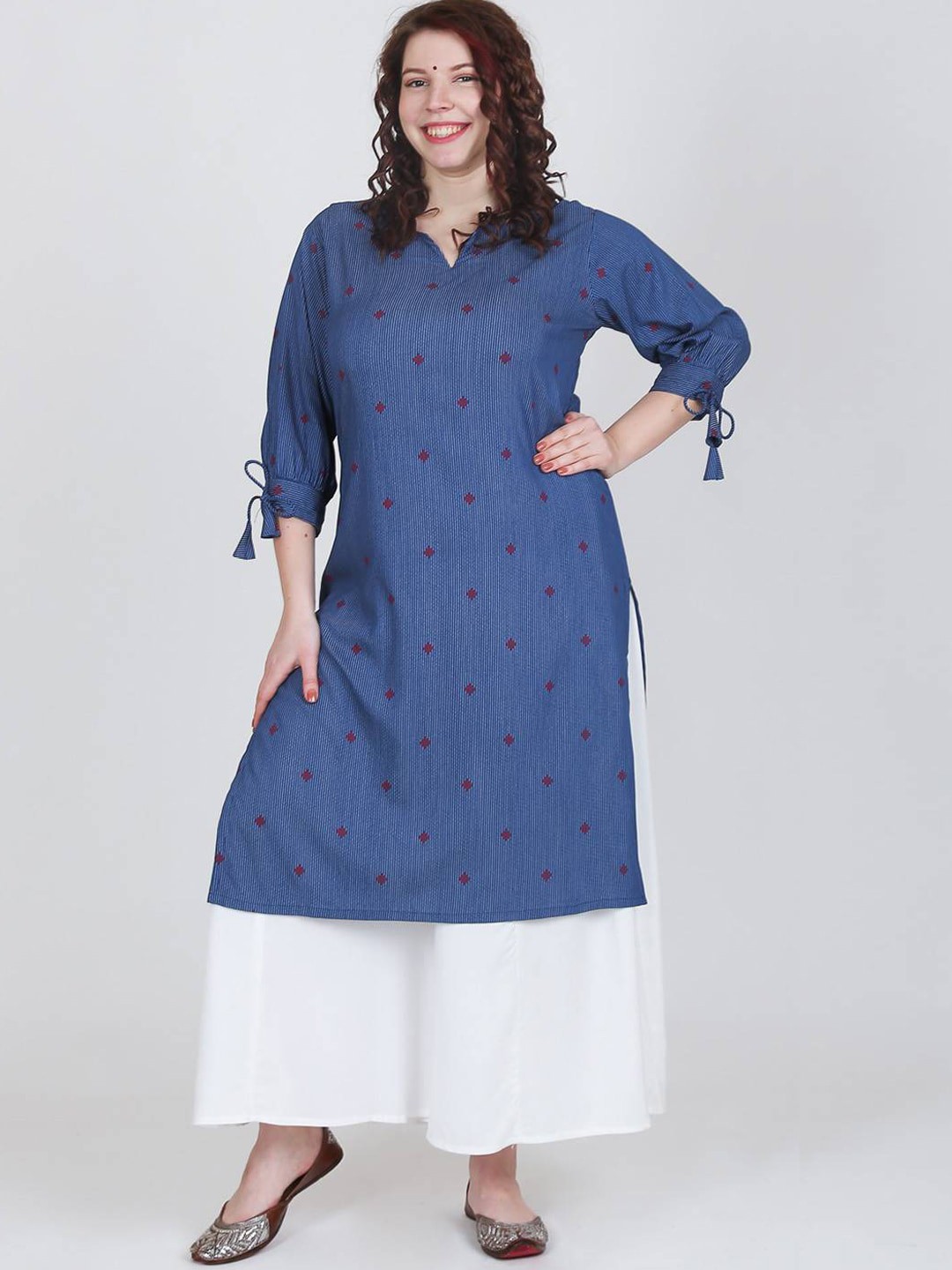 

LastInch Geometric Printed Puff Sleeves Straight Kurta, Blue