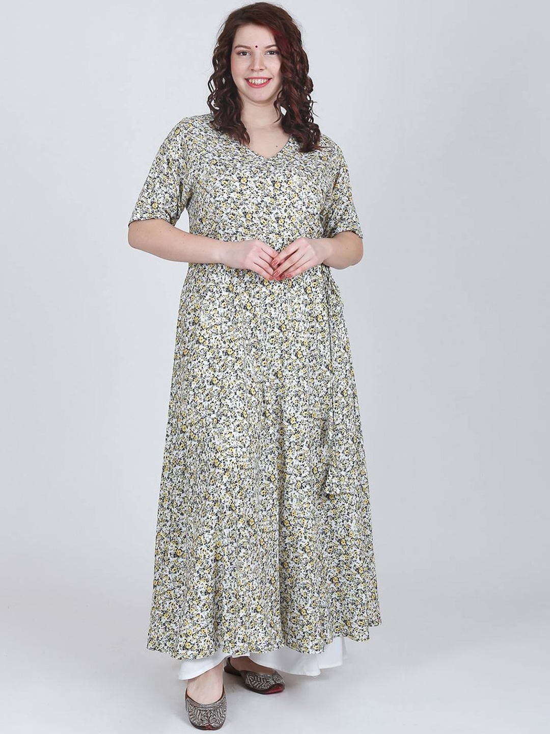 

LastInch Floral Printed Anarkali Kurta, White