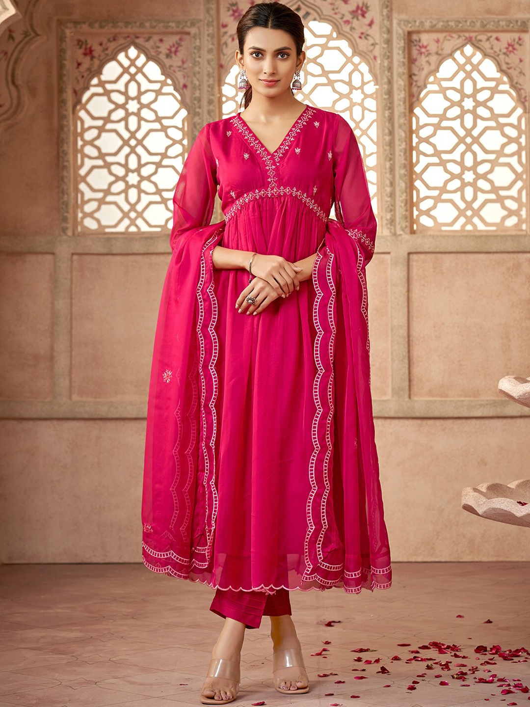 

DRESOUL Floral Embroidered Empire Kurta With Trousers & Dupatta, Pink