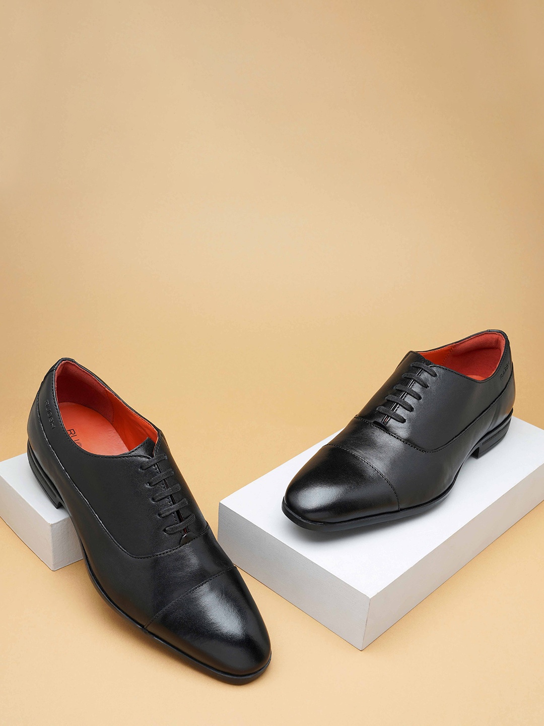 Ruosh Men Leather Formal Oxfords, Black