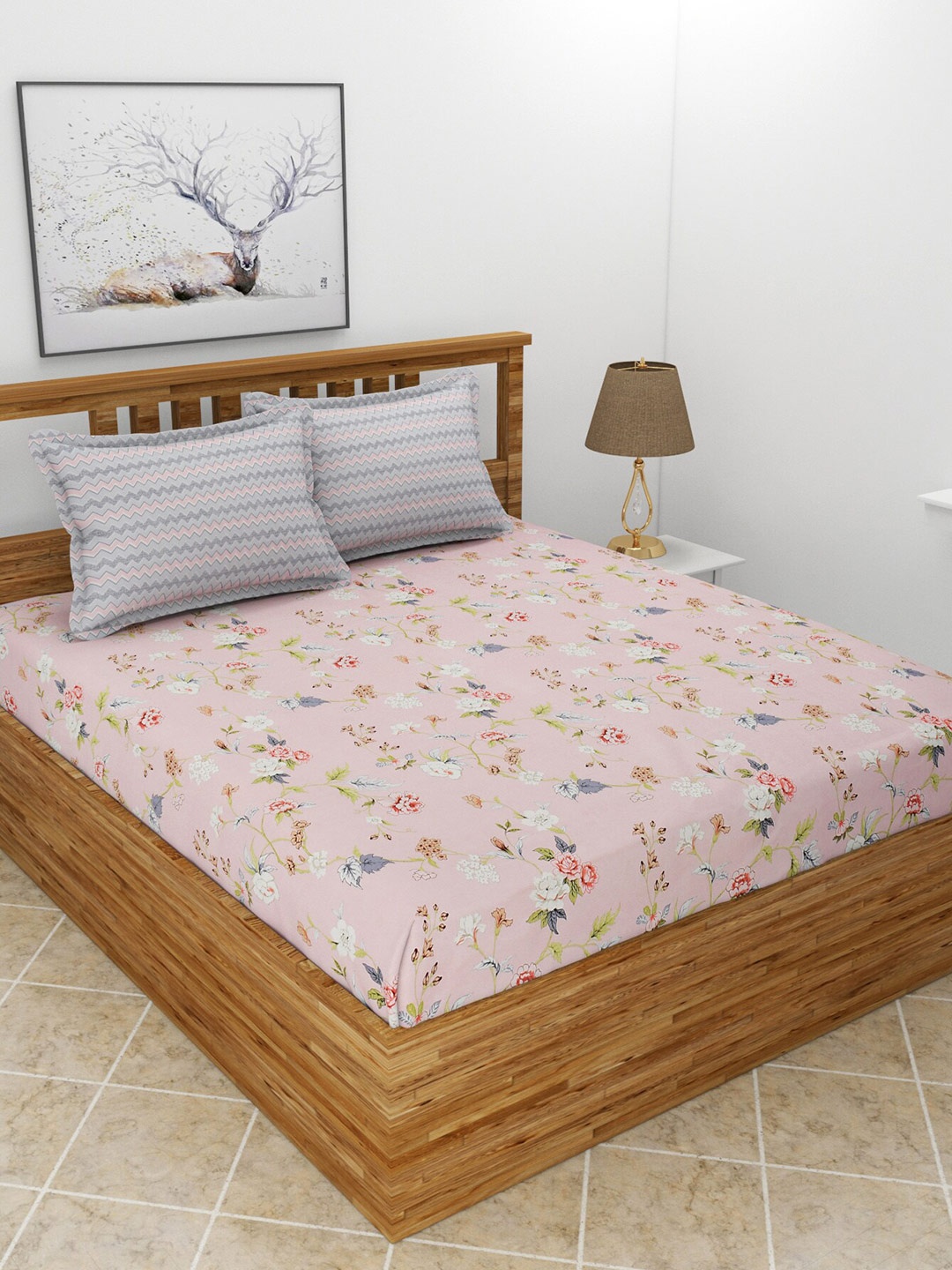 

BREVARD Pink & Green Floral 210 TC King Bedsheet With 2 Pillow Covers