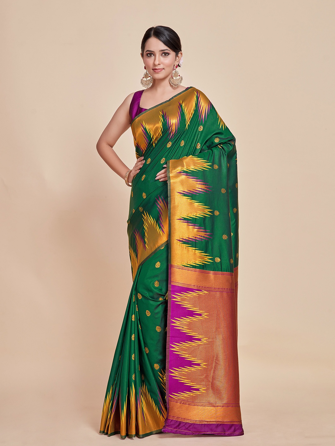 

MIMOSA Ethnic Motifs Woven Design Zari Art Silk Kanjeevaram Saree, Green