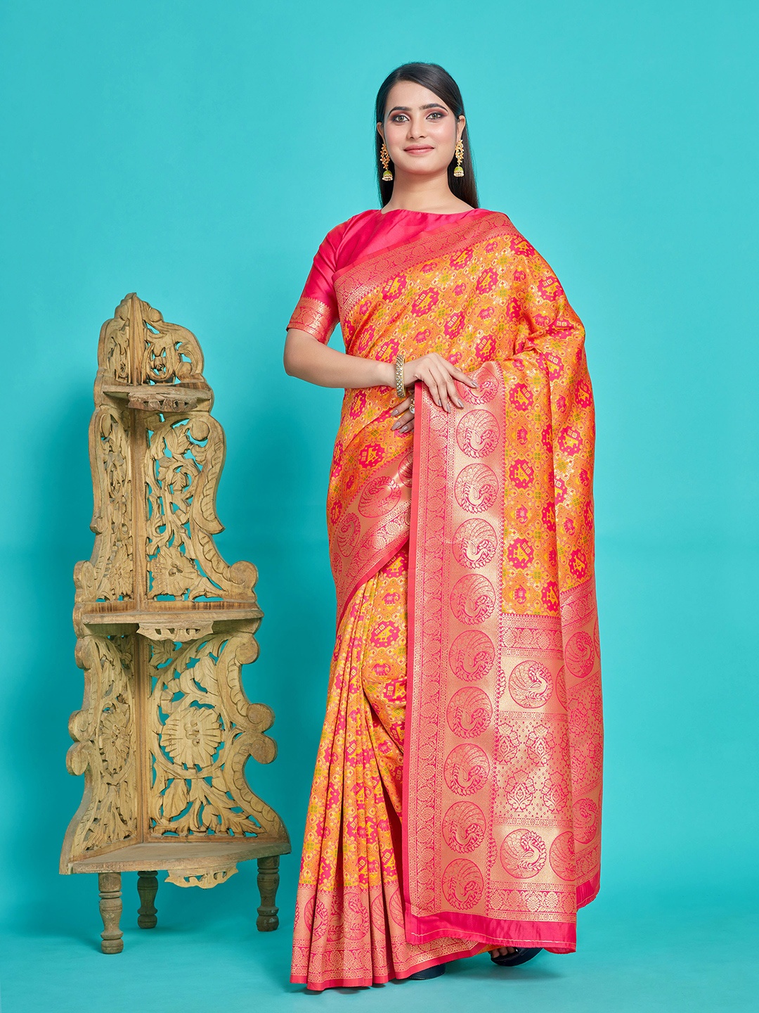 

MIMOSA Ethnic Motifs Woven Design Zari Art Silk Patola Saree, Gold